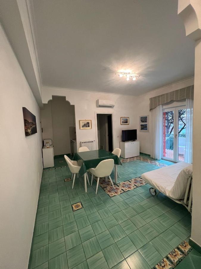 Sorrento Home E Flat Park And Pool Eksteriør bilde